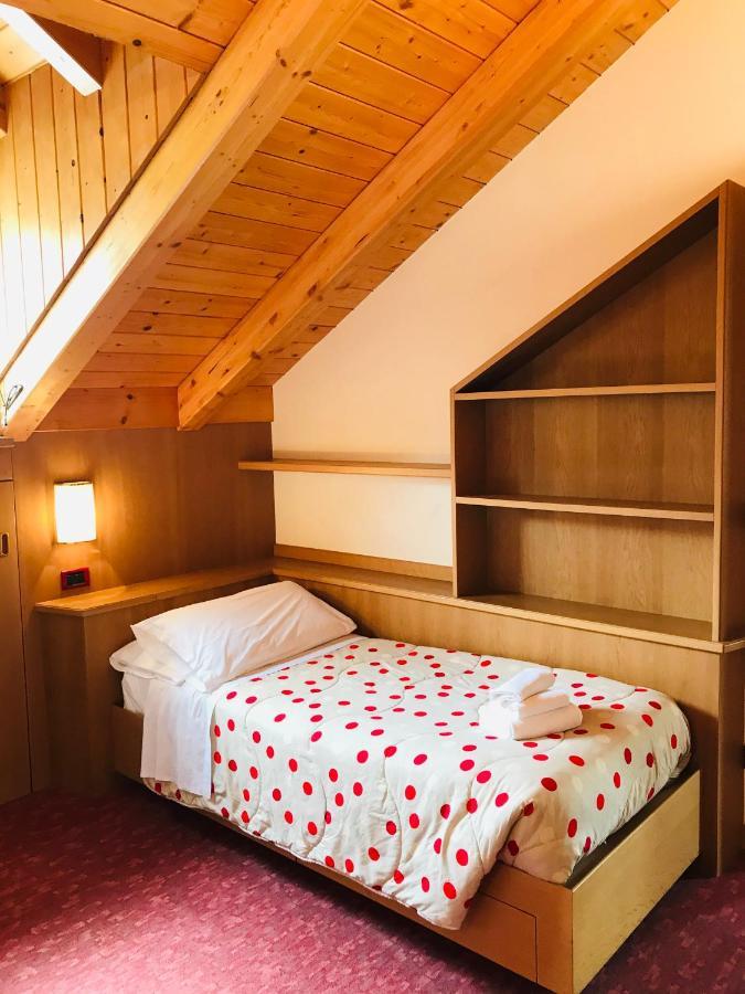 Bed & Breakfast Rifugio Capanna Passo Valles *